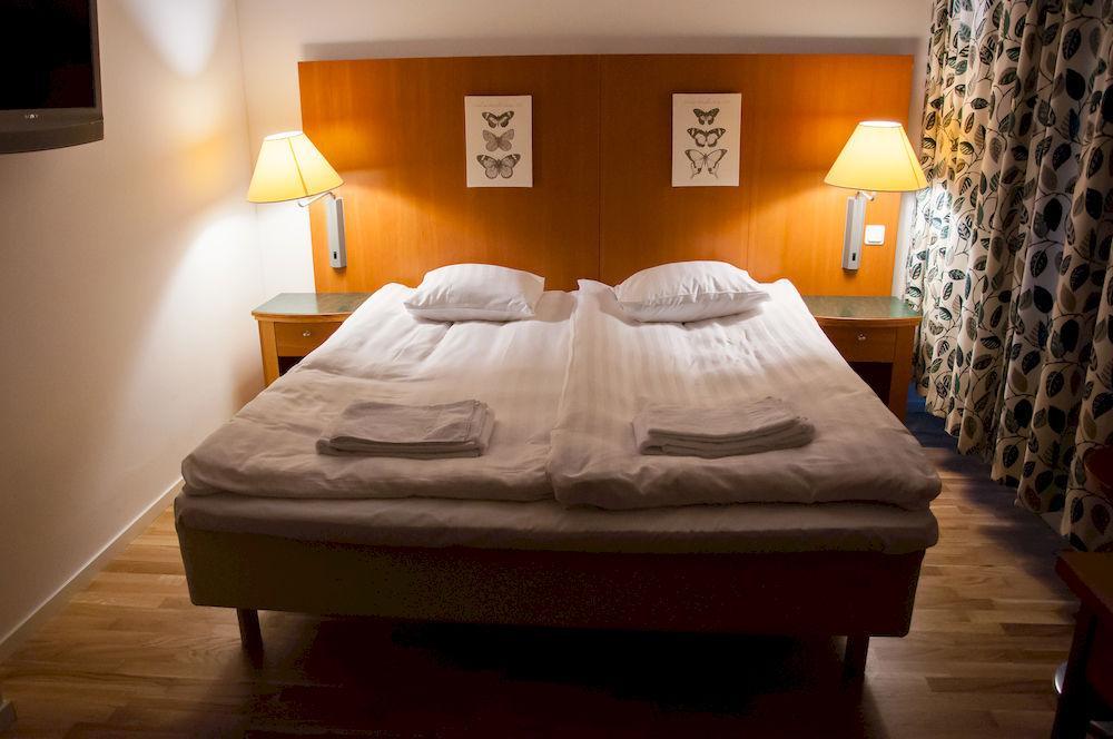 Stay Xtra Hotel Kista Stockholm Bagian luar foto