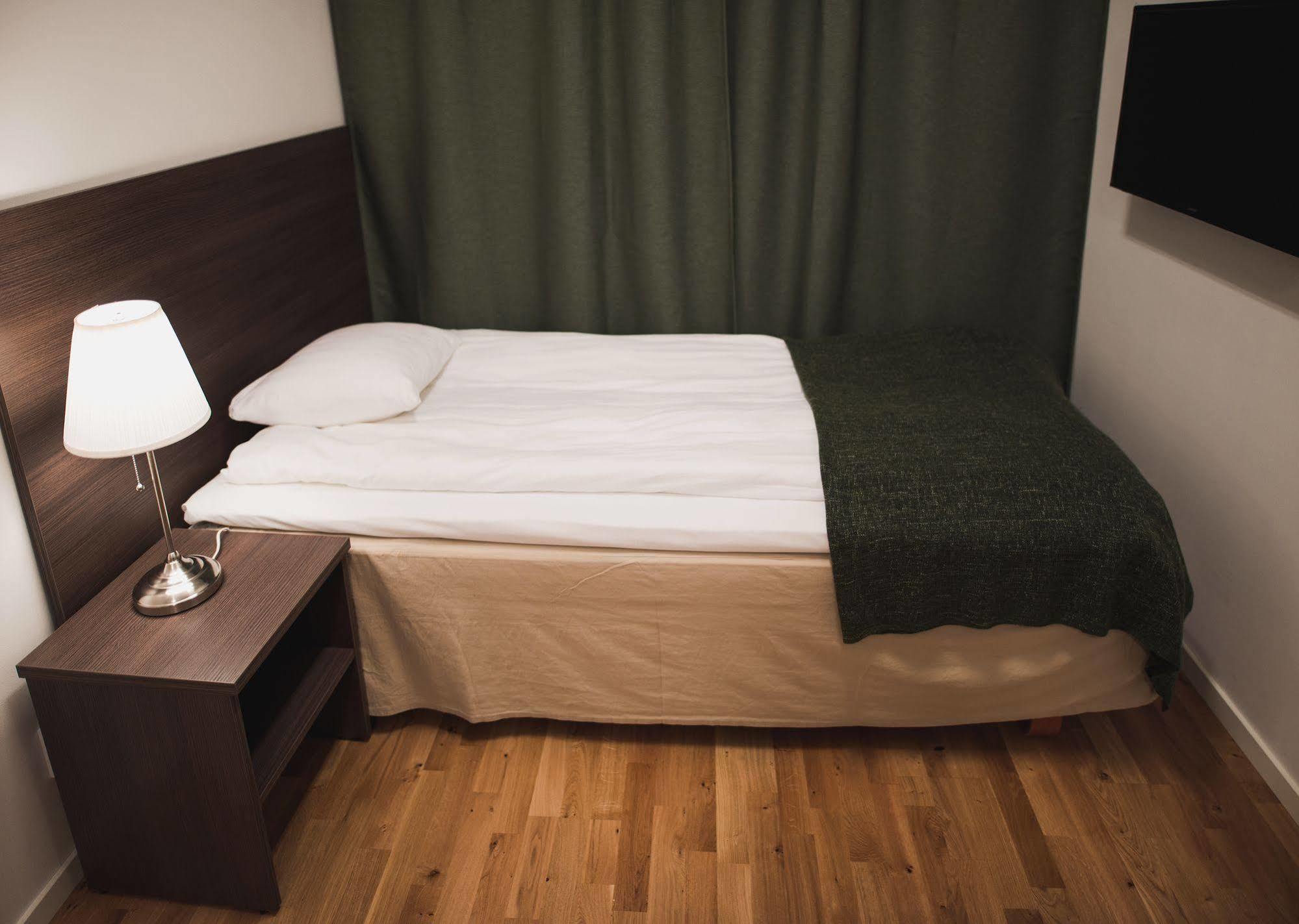Stay Xtra Hotel Kista Stockholm Bagian luar foto