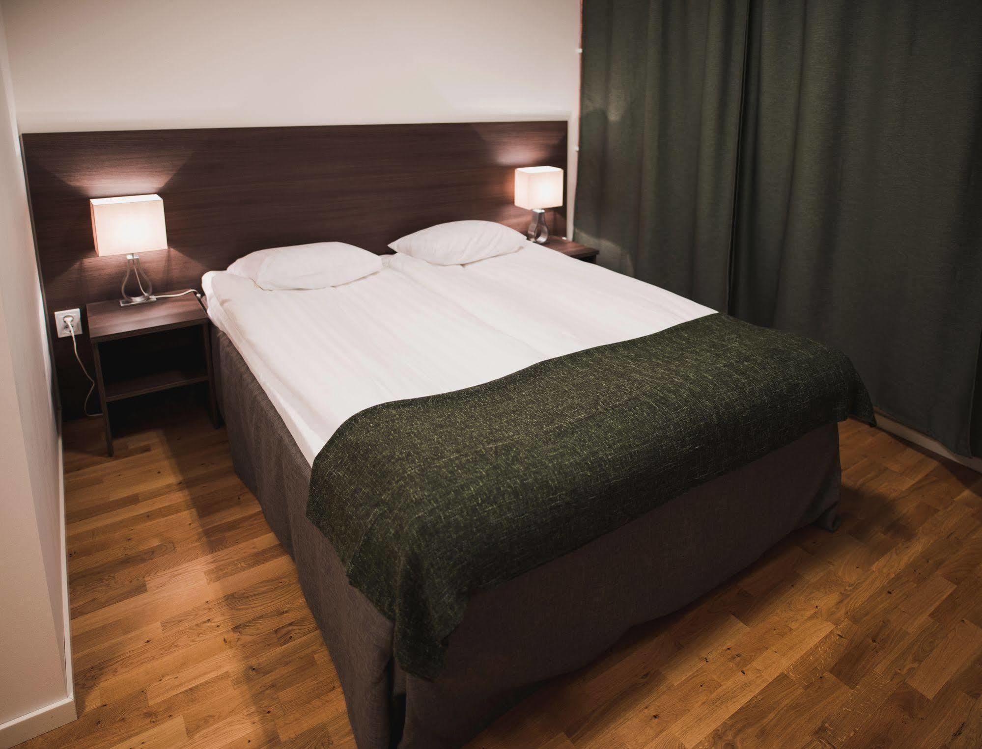 Stay Xtra Hotel Kista Stockholm Bagian luar foto
