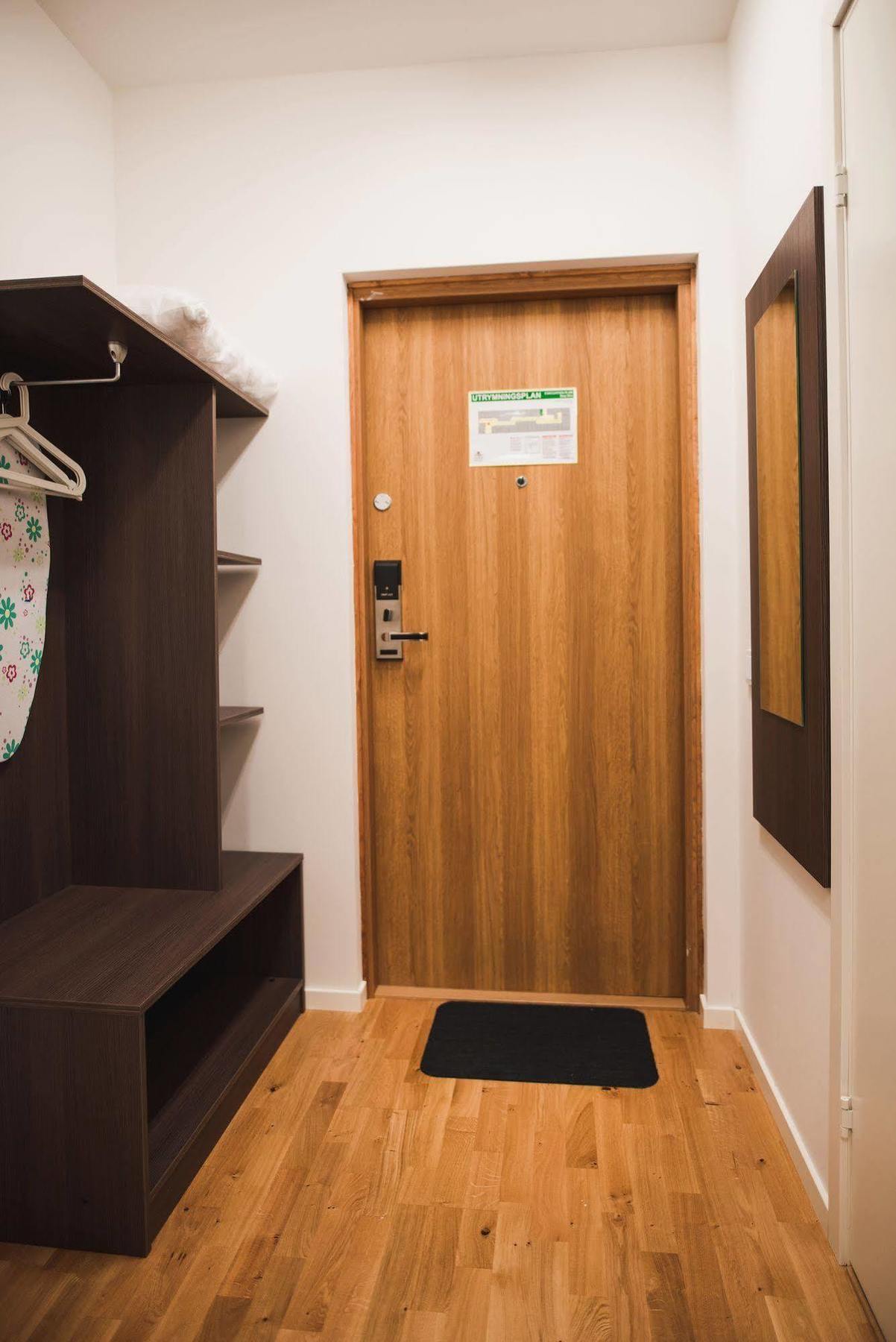 Stay Xtra Hotel Kista Stockholm Bagian luar foto